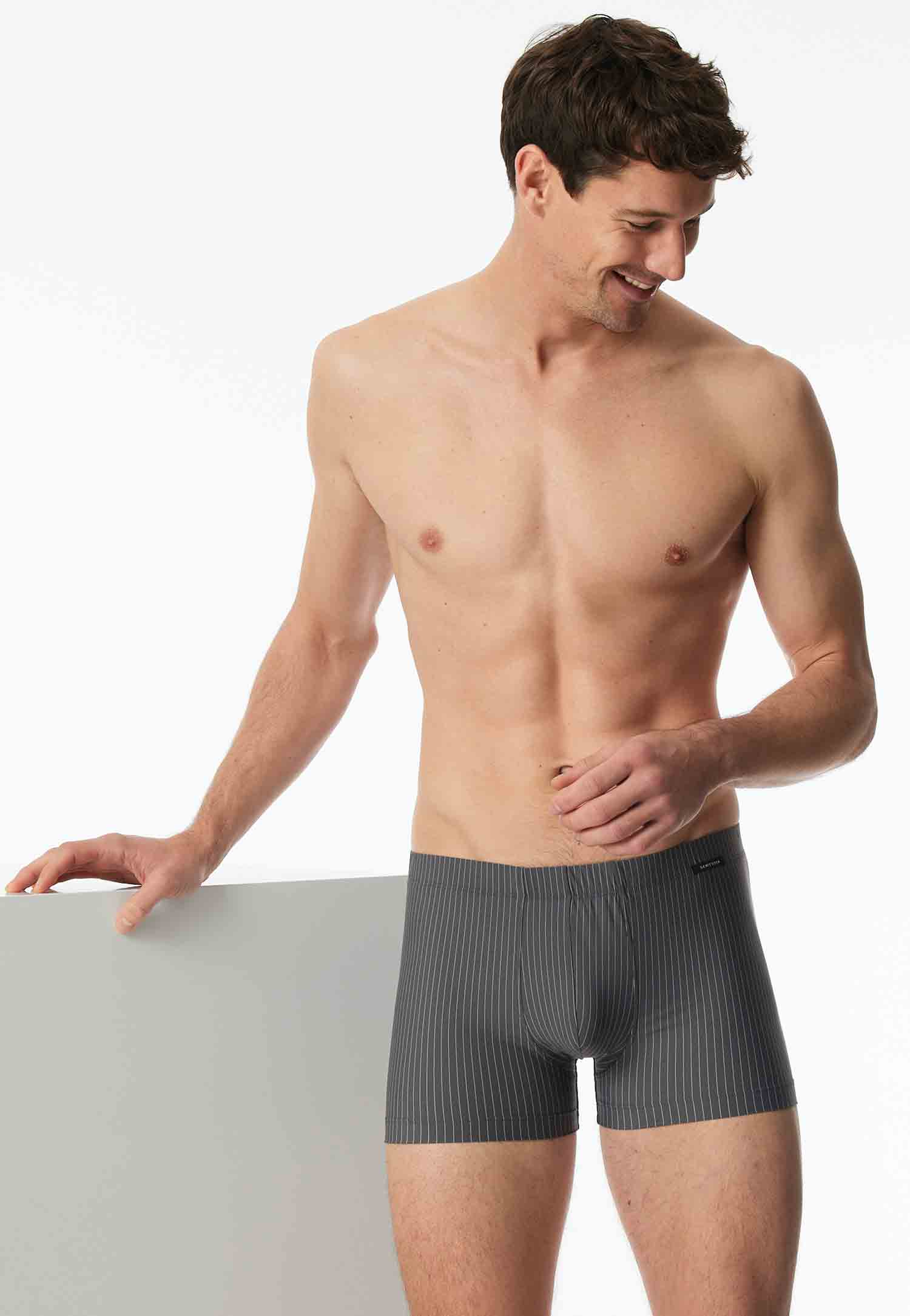 Short - Microfiber Short - Microfiber