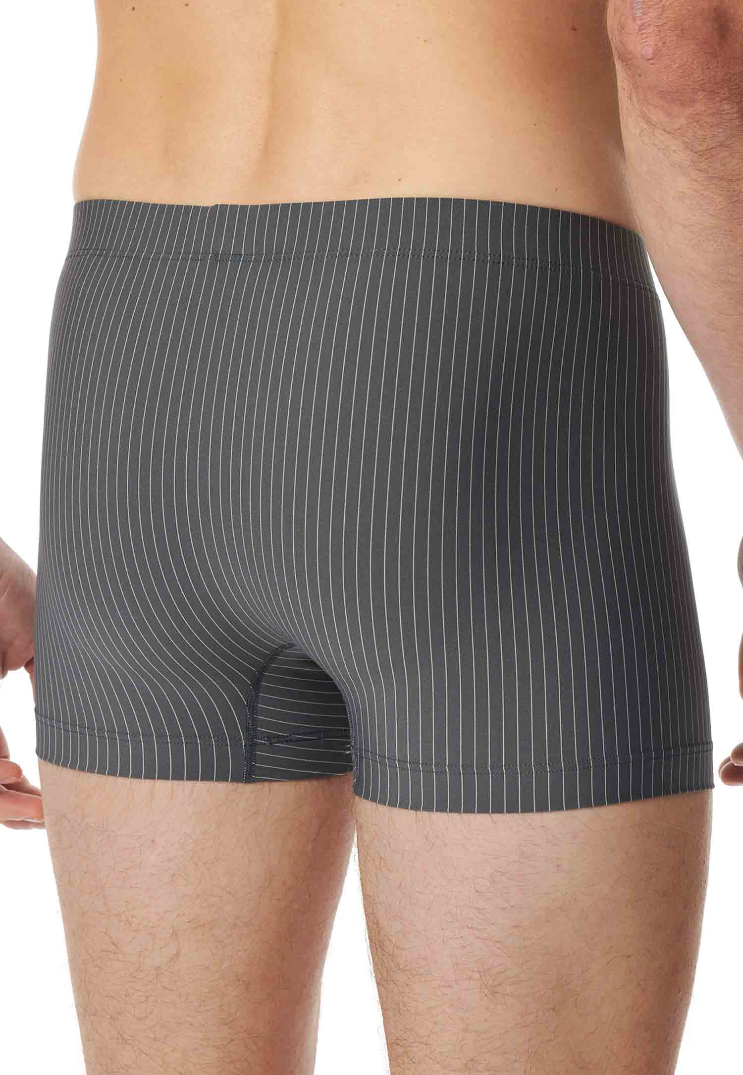Short - Microfiber Short - Microfiber